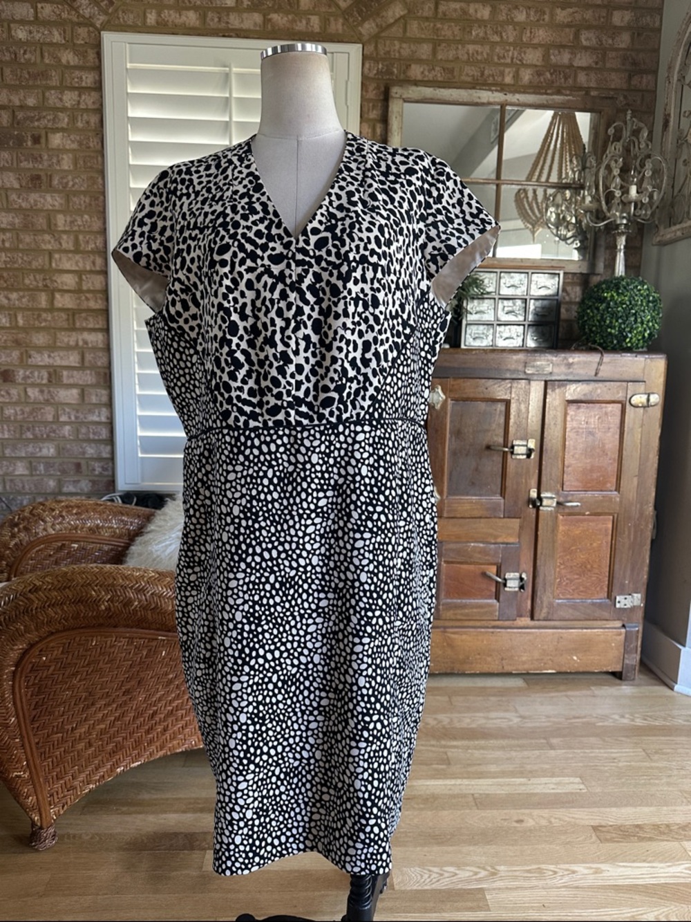 HOBBS LONDON PRINTED CAP SLEEVE DRESS 14 EXCELLENT